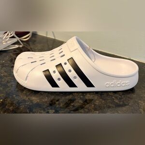 Adidas Unisex Adilette Clog Slide Sandal Men's Size 7 Women's Size 8 White/Black